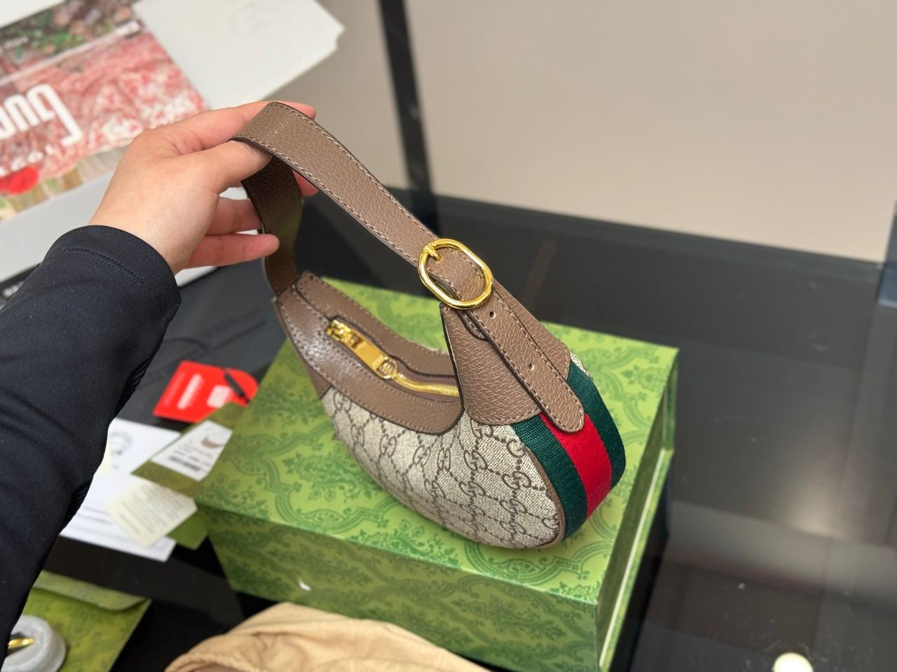 Lumora GG Loop Bag
