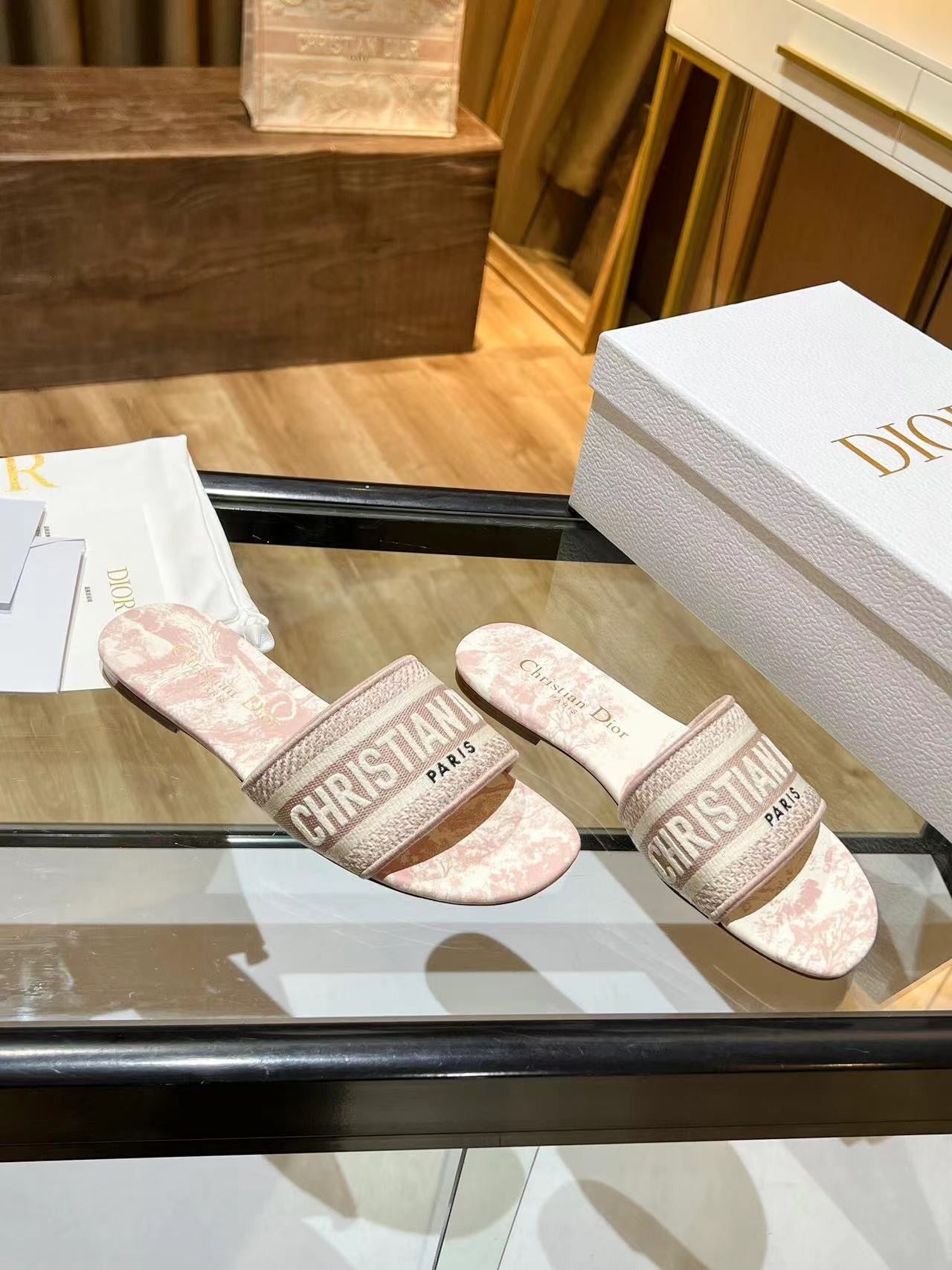 Dior slippers Sandals