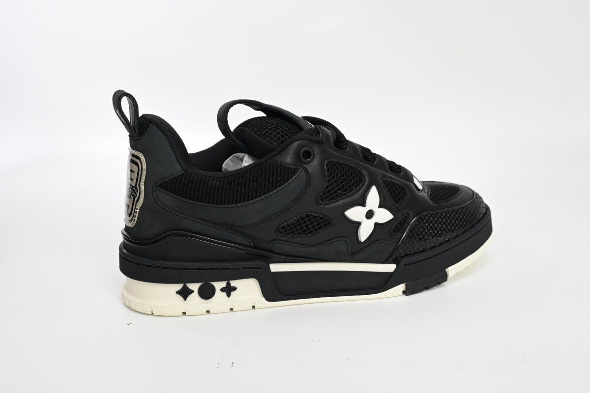 Louis Vuitton Leather lace up Fashionable Board Shoes Black 51BCOLRB
