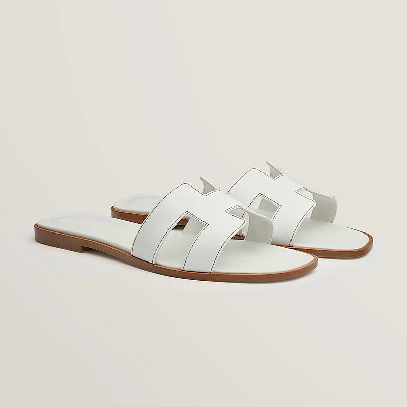 Lumora HM Slides